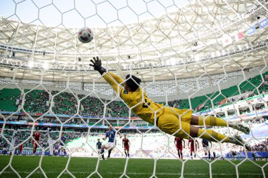 创下了多项 创下了多项