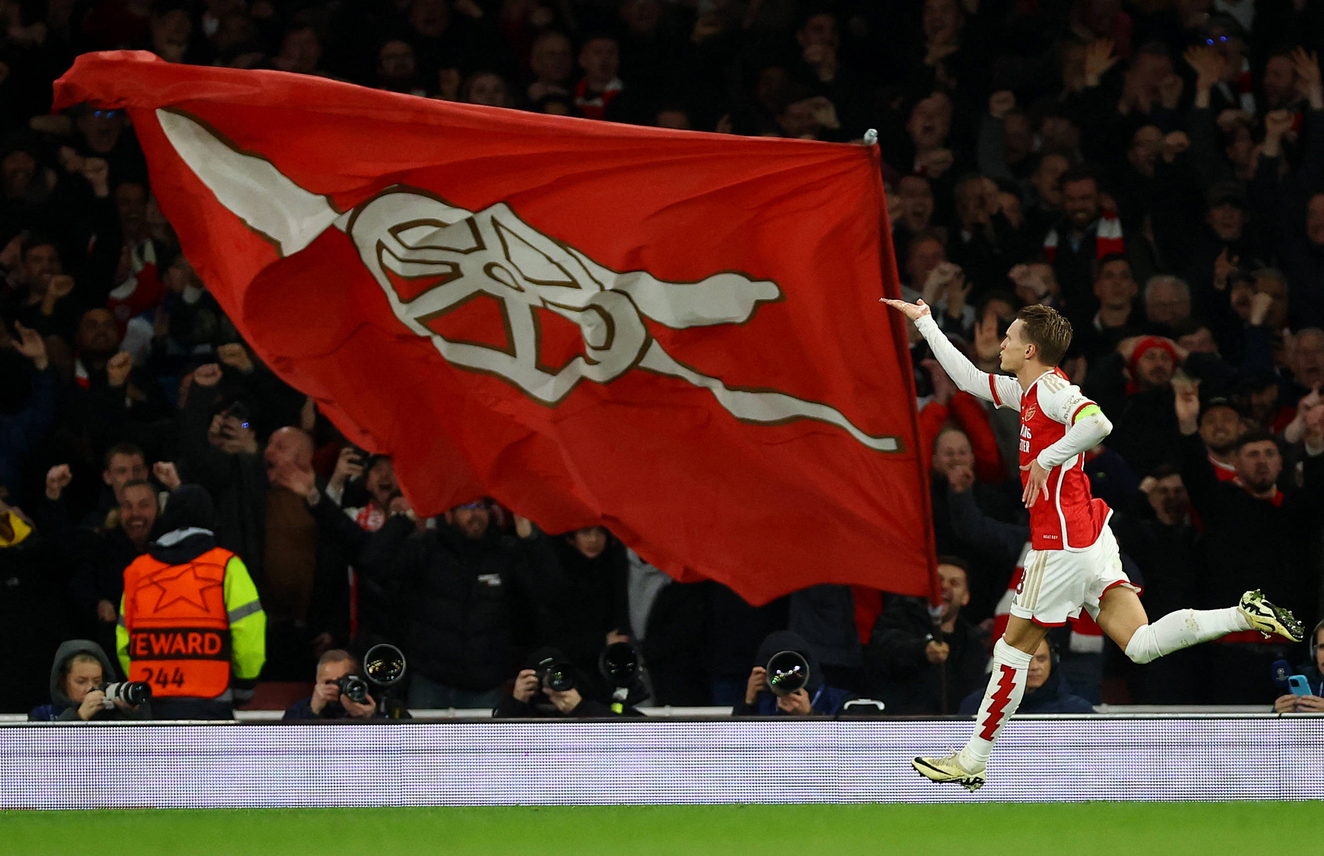 方联赛稳固 方联赛稳固